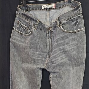 Levi's 559 Relaxed Straight Leg Size 38